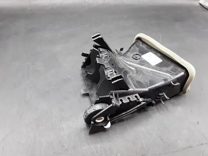 BMW 5 F10 F11 (2009 - 2016) 64229166894 Боковой воздушный дефлектор — фото 4