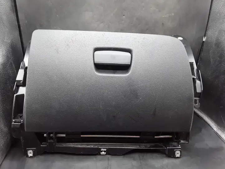 BMW X1 E84 (2009 - 2015) 299131410 Вещевой ящик — фото 1