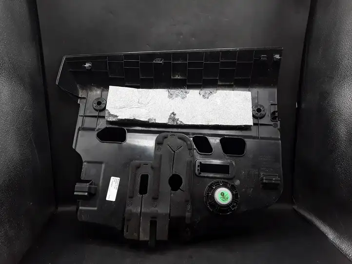 BMW 1 F20 F21 (2011 - 2019) 51459242895 Нижняя отделка панели приборов — фото 2