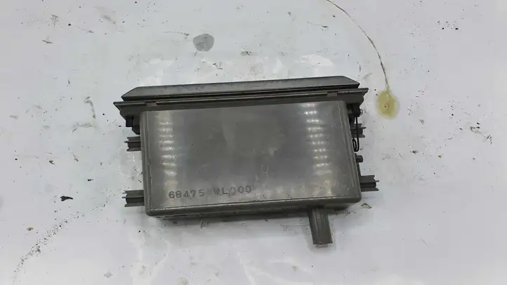 Nissan X-Trail T30 (2001 - 2007) 68475WL000 Вещевой ящик — фото 1