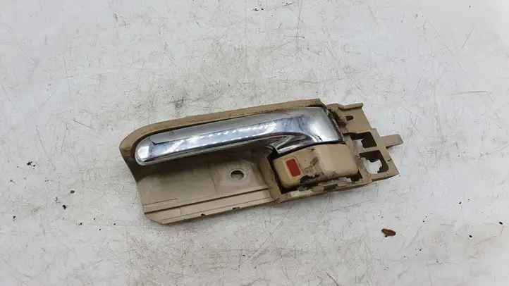 Toyota Corolla E120 E130 (2000 - 2004) Внутренняя ручка двери — фото 1