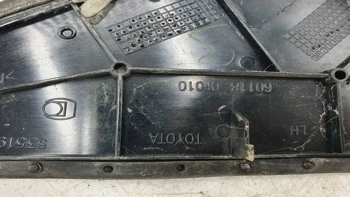 Toyota Corolla Verso AR10 (2004 - 2009) 601180F010 Пластиковая отделка зеркала — фото 3
