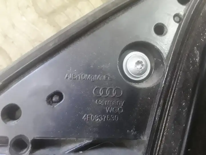 Audi A6 S6 C6 4F (2004 - 2008) 4F0837630 Рамка стекла передней двери — фото 3