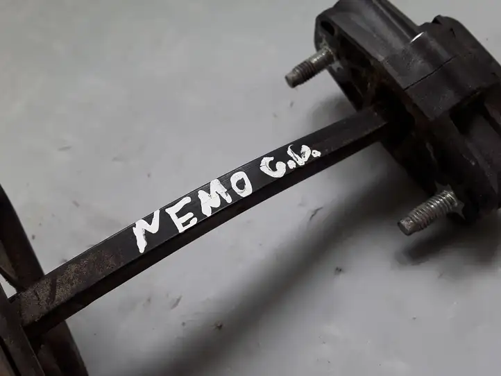 Citroen Nemo (2008 - 2015) Ограничитель задней двери — фото 2
