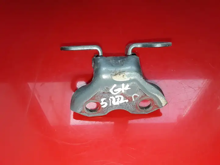 Toyota RAV 4 (XA30) (2006 - 2016) Верхняя петля задней двери — фото 3