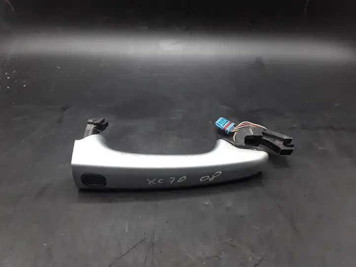 Volvo XC70 (2007 - 2013)  30753786 Наружная ручка