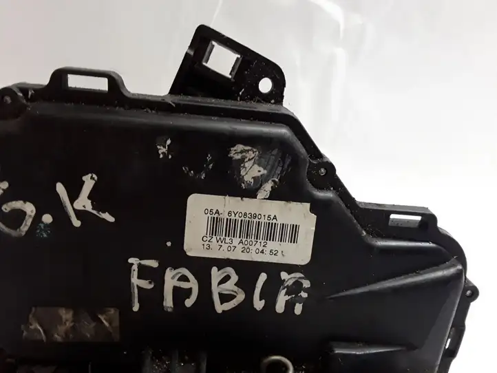 Skoda Fabia Mk1 (6Y) (1999 - 2007) 05A6Y0839015A Замок задней двери — фото 3