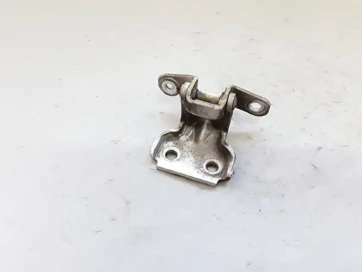 Suzuki Ignis (2003 - 2008)   Верхняя петля задней двери