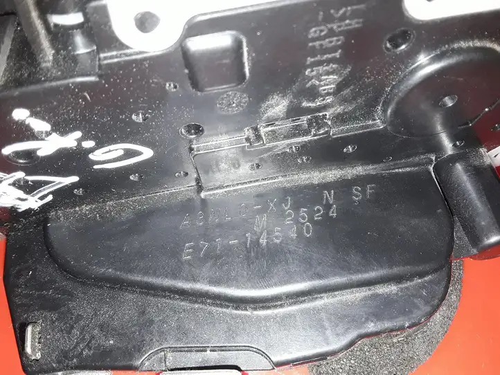 Nissan Leaf I (ZE0) (2010 - 2017) A3NL0XJ Замок задней двери — фото 5