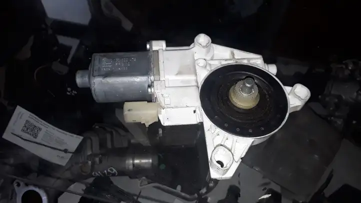 Dodge Journey (2007 - 2011) 0130822474 Стеклоподъемник задней двери — фото 1