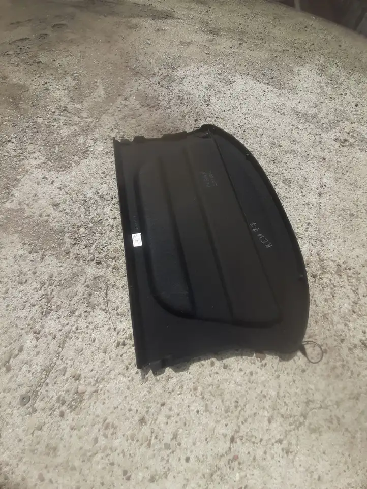 Renault Megane III (2009 - 2016)  794200017R Шторка