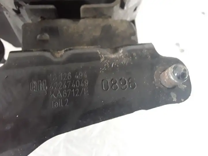 Opel Zafira B (2003 - 2006) 13126494 Кронштейн топливного фильтра — фото 4