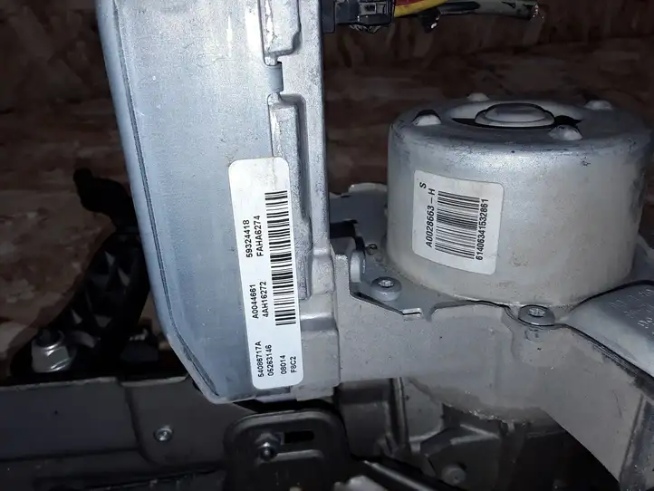 Ford Transit Courier (2014 - 2022) 54086717A Насос гидроусилителя руля — фото 3