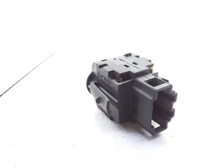 Volkswagen PASSAT B5.5 (2001 - 2005)  3B0941333C Включатель регулировки высоты фонарей