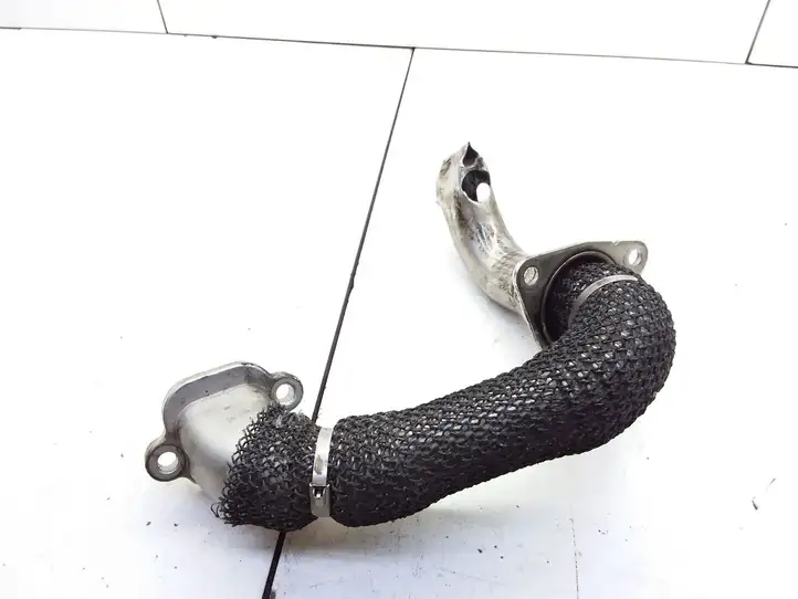 Opel Insignia A (2008 - 2017)   EGR трубка (трубки)/ шланг (шланги)