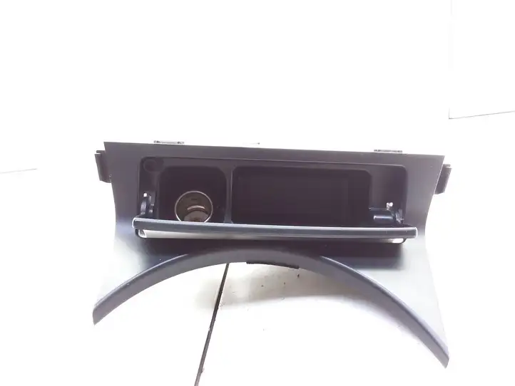 Subaru Legacy (2003 - 2009) 92122AG200 Передняя пепельница — фото 2