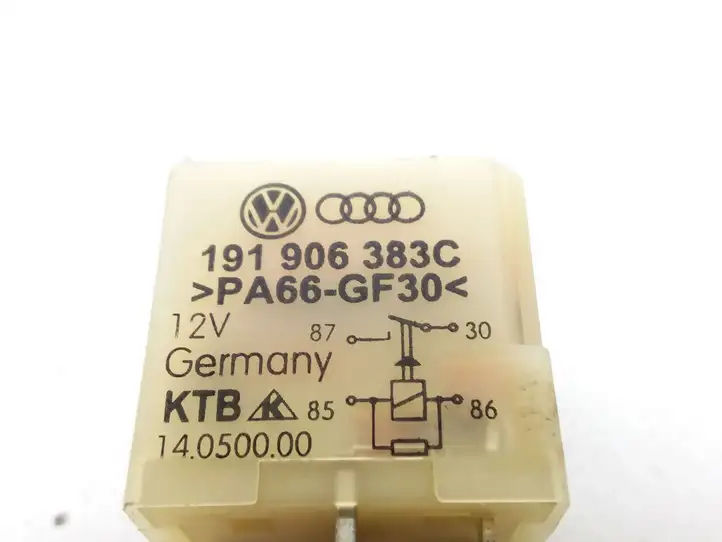 Audi A3/S3 8L (2000 - 2003)  191906383C Другое реле