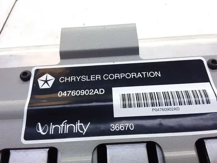 Chrysler 300M (1998 - 2004) 04760902AD Усилитель звука — фото 4