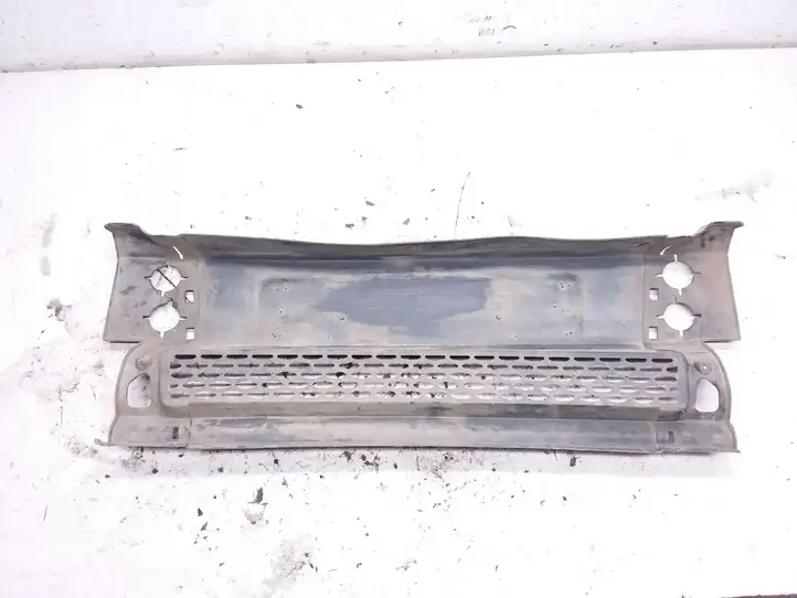Ford Transit (2000 - 2006) YC1517D957 Нижняя решетка переднего бампера — фото 2