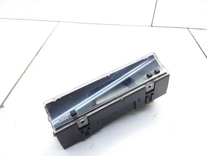Subaru Forester SG (2003 - 2005) 85201SA000 Часы — фото 3