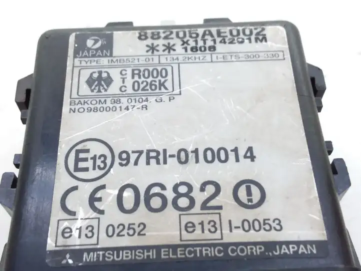 Subaru Legacy (1999 - 2003) 88205AE002 Блок иммобилайзера — фото 4