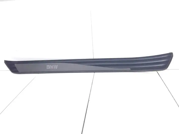 BMW 5 E60 E61 (2004 - 2010) 51477034303 Внутренняя отделка переднего порога — фото 1
