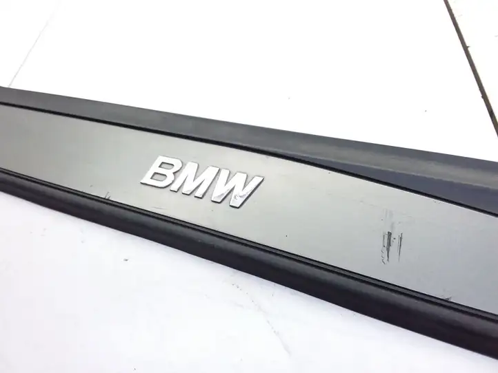 BMW 5 E60 E61 (2004 - 2010) 51477034303 Внутренняя отделка переднего порога — фото 3