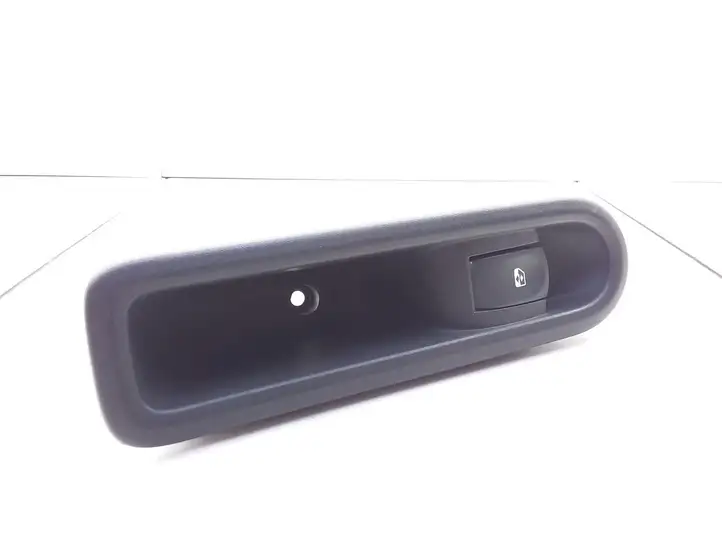 Renault Clio II (2001 - 2005) 8200294357 Кнопка стеклоподъемников — фото 1