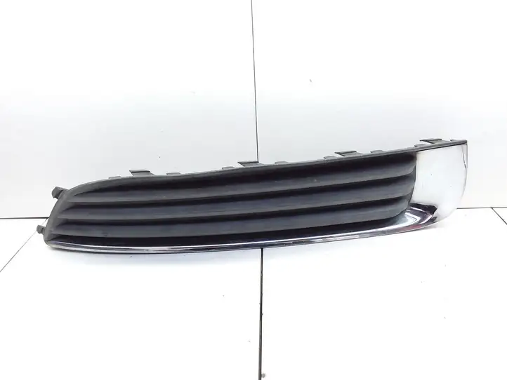 Opel Insignia A (2008 - 2017) 903200026 Нижняя решетка переднего бампера — фото 1