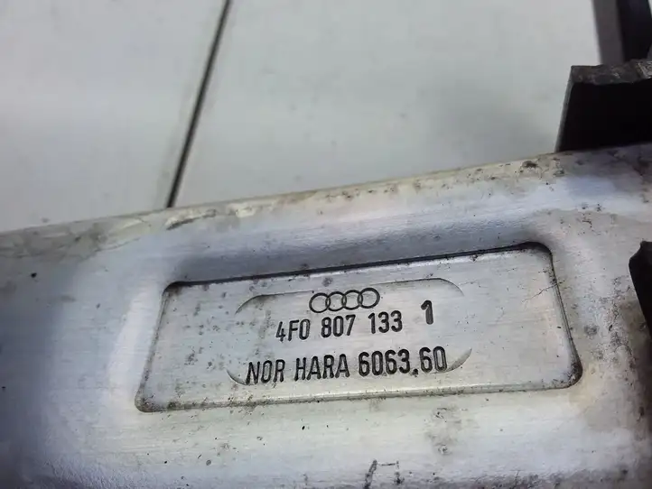 Audi A6 S6 C6 4F (2004 - 2008) 4F0805499B Кронштейн переднего бампера — фото 5