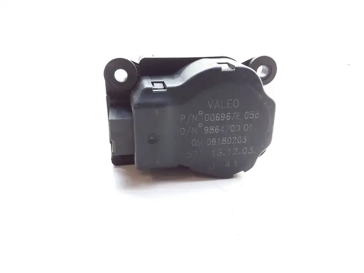 Opel Vectra C (2005 - 2009) 09180203 Двигатель задвижки потока воздуха — фото 2