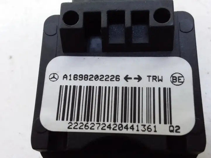 Mercedes-Benz A W169 (2004 - 2012) A1698202226 Датчик удара SRS — фото 3