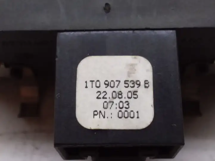 Volkswagen Touran I (2003 - 2010)  1T0907539B Световой датчик