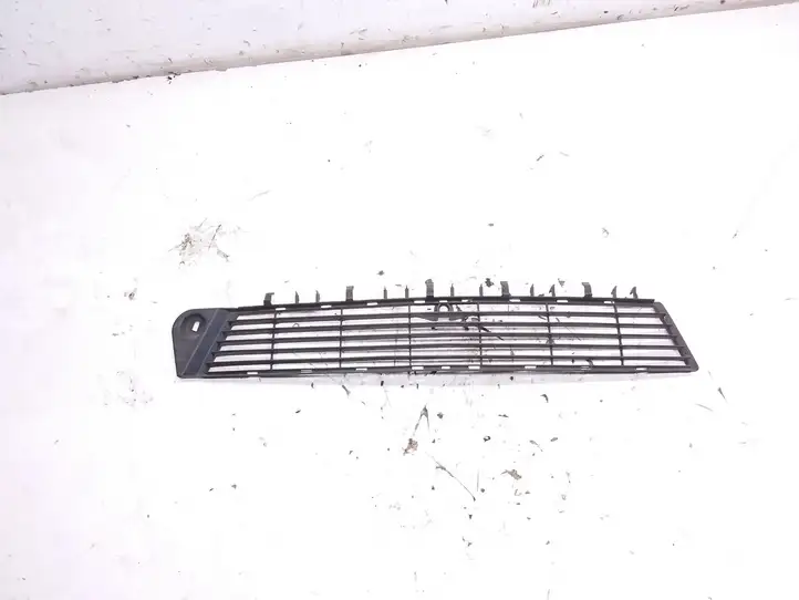Opel Vectra C (2002 - 2005) 09186126 Нижняя решетка переднего бампера — фото 1