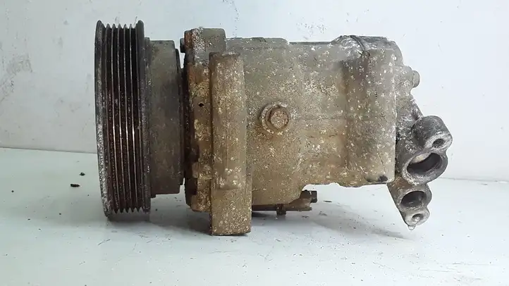 Renault Modus (2004 - 2007)  8200365787 Компрессор (насос) кондиционера воздуха