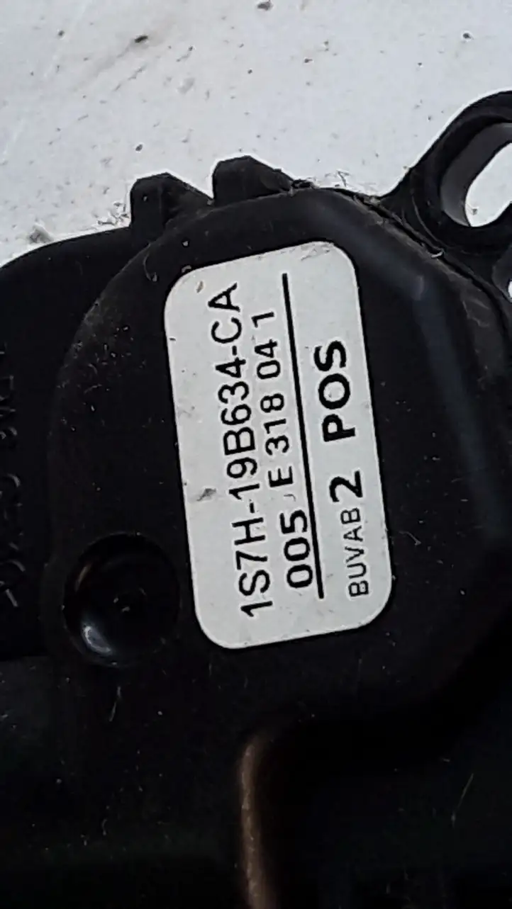 Ford Focus (2005 - 2008) 1S7H19B634CA Двигатель задвижки потока воздуха — фото 3