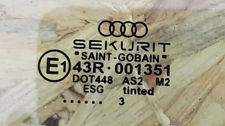 Audi A4 S4 B6 8E 8H (2000 - 2006) E143R001351 Стекло задней двери — фото 2