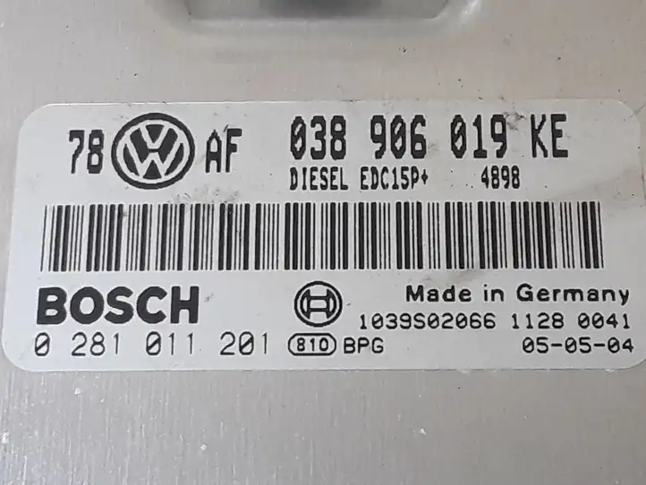 Volkswagen PASSAT B5.5 (2001 - 2005) 038906019KE Блок управления двигателем (ЭБУ) — фото 3