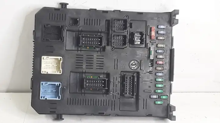 Citroen C5 (2004 - 2008) 9660105980 Модуль комфорта — фото 3