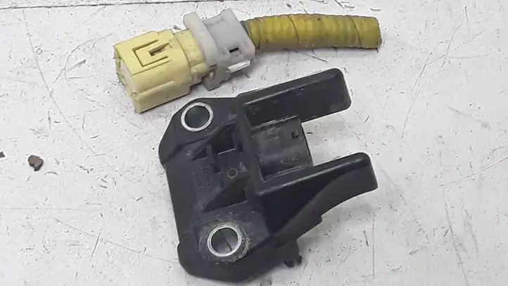 Subaru Legacy (2003 - 2009) 98231AG000 Датчик удара SRS — фото 1