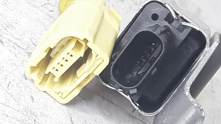 Subaru Legacy (2003 - 2009) 98235AG001 Датчик удара SRS — фото 3