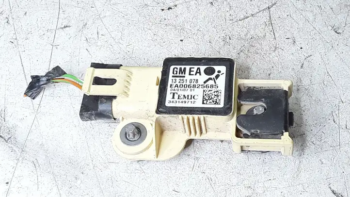 Opel Astra H (2004 - 2009) 13251078 Датчик удара SRS — фото 1
