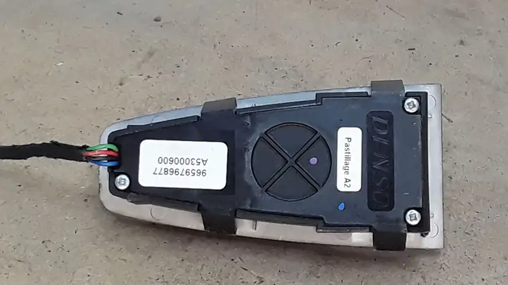 Citroen C4 I Picasso (2006 - 2013) 9659796877 Управление климат контролем — фото 3