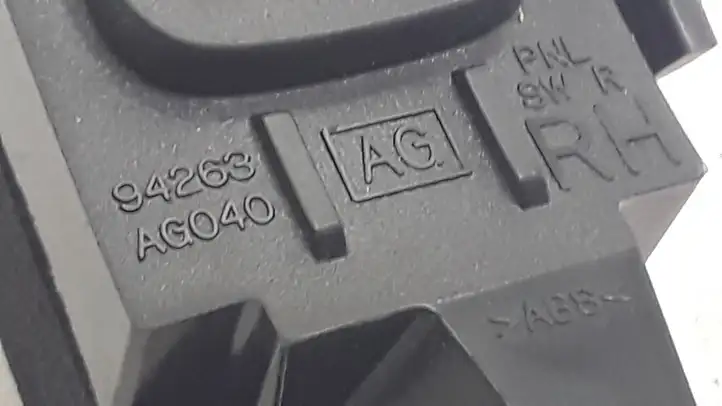 Subaru Legacy (2003 - 2009) 94263AG040 Кнопка стеклоподъемников — фото 2