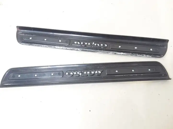 Volvo V50 (2004 - 2008) 08622671 Внутренняя отделка переднего порога — фото 3