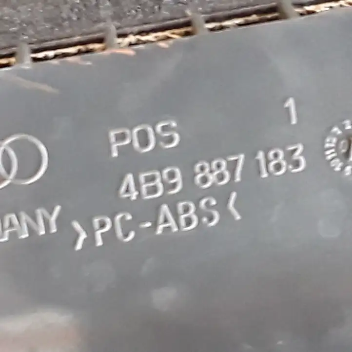 Audi A4 S4 B6 8E 8H (2000 - 2006) 8E9861529 Пол багажника — фото 2