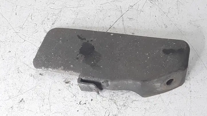 Subaru Legacy (2003 - 2009)   Отделка заднего порога кузова