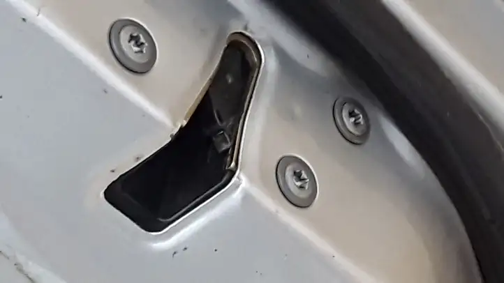 Toyota Avensis Verso (2004 - 2009) Дверь — фото 2