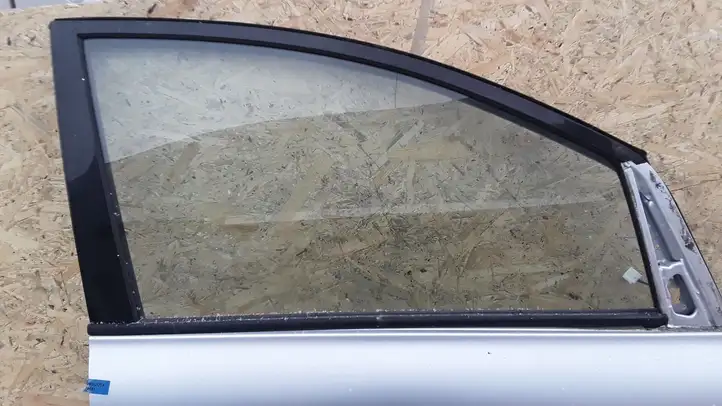 Toyota Avensis Verso (2004 - 2009) Дверь — фото 7