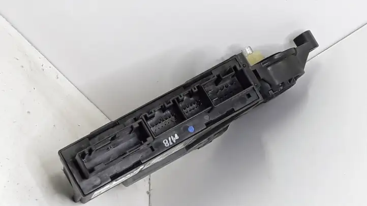 Audi A4 S4 B6 8E 8H (2000 - 2006) 8E0959802A Стеклоподъемник задней двери — фото 2